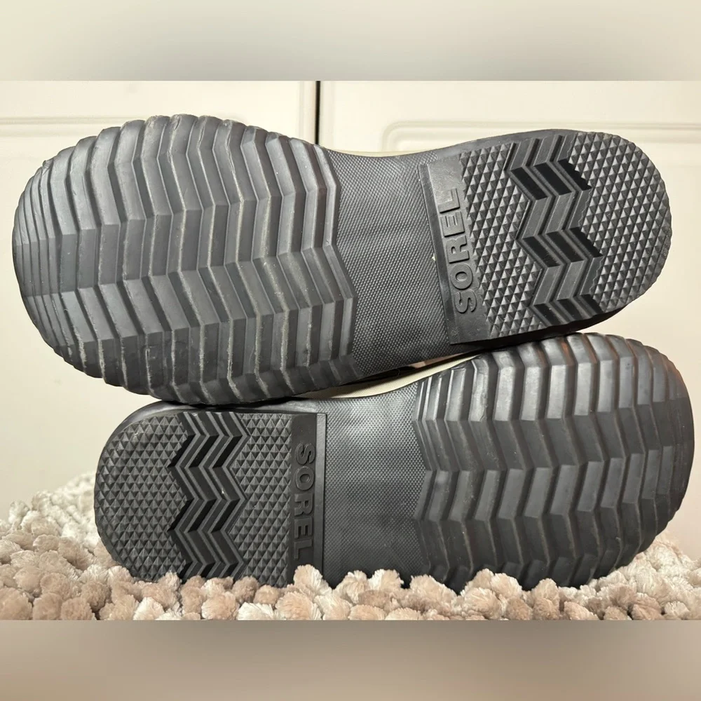 SOREL JOAN OF ARCTIC™ BOOTS